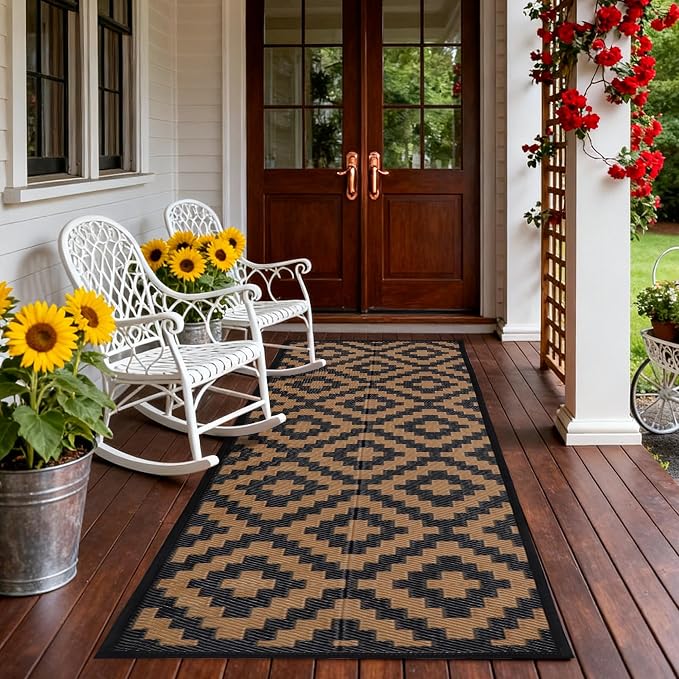SAND MINE Reversible Mats, Plastic Straw Rug, Modern Area Rug, Large Floor Mat and Rug for Outdoors, RV, Patio, Backyard, Deck, Picnic, Beach, Trailer, Camping, Black & Brown, 2.5' x 8'