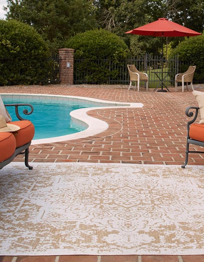 Unique Loom Jill Zarin Outdoor Collection Area Rug - Dubai (13' Square, Beige/ Brown)