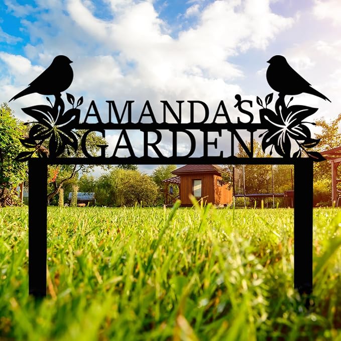 Personalized Garden Sign with Stake, Custom Metal Garden Name Sign with Flowers and Birds, Flower Yard Family Name Art for Outdoor, Farmhouse Decoration, Housewarming Gift