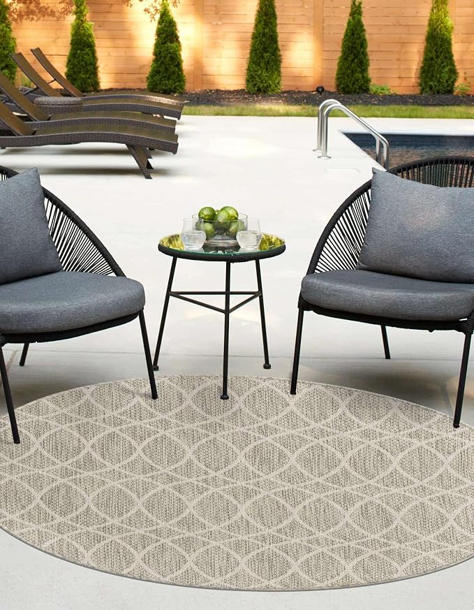 Unique Loom Outdoor Trellis Collection Area Rug - Gitter (3' 1" Round, Light Gray/ Ivory)