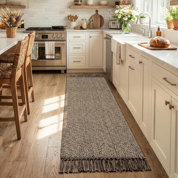 Farmhouse Hallway Runner Rug, 2x6 Hand-Woven Reversible Washable Runners for Kitchen Floor, Natural/Black Cotton Laundry Room Rugs Modern Boho Kitchen Sink Carpet for Bathroom Foyer Bedroom | Farmhouse Hand-Woven Laundry Room Rugs, Natural/Black Modern...