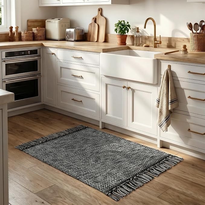 Black Bathroom Rug, 2' x 3' Hand-Woven Washable Small Kitchen Rugs, 45% Cotton, 45% Polyester, 10% Viscose - Cotton Reversible Entryway Rug Modern Farmhouse Carpet for Foyer Bedroom Back Door | Modern Farmhouse Braided Entryway Rug, Small Reversible La...