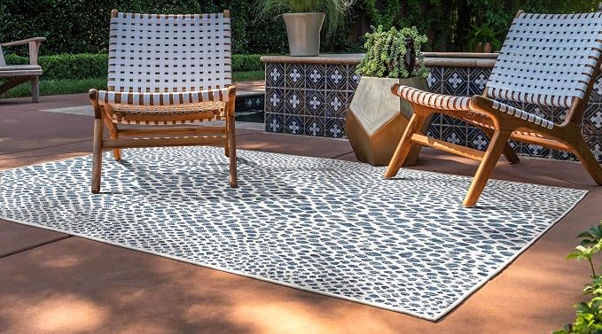 Unique Loom Outdoor Collection Area Rug - Cape Town (3' 3' x 5' 3' Rectangle, Blue/ Olive)