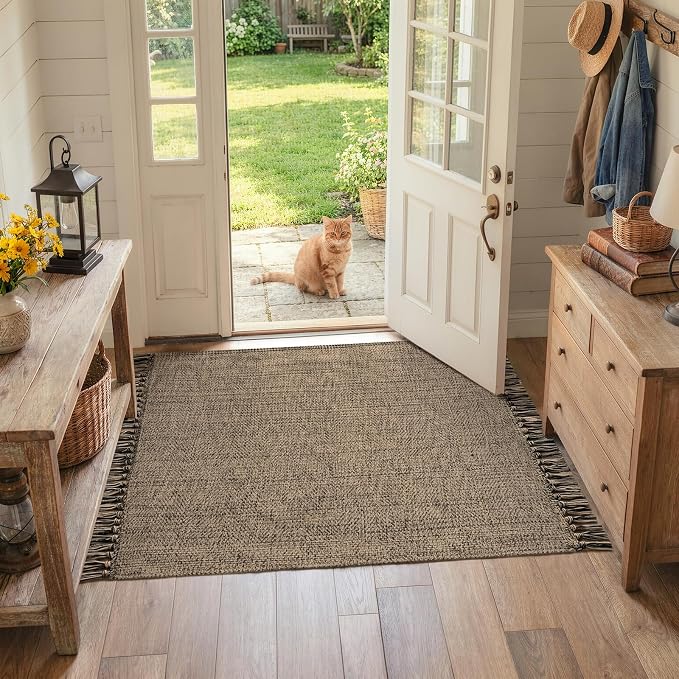 3' x 5' Indoor Entryway Rug, Boho Farmhouse Washable Kitchen Rug | Hand-Woven Soft Bedside Rug Modern Reversible Front Door Mat, Natural/Black Braided Bathroom Rugs for Bedroom Indoor Decor