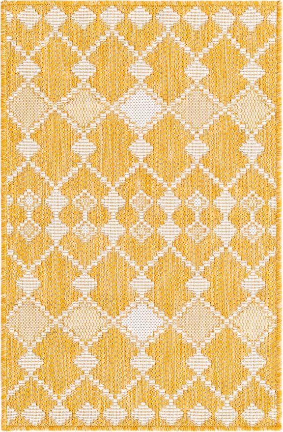Unique Loom Outdoor Trellis Collection Area Rug - Traliccio (2' 2" x 3' 1" Rectangle, Yellow/ Ivory)