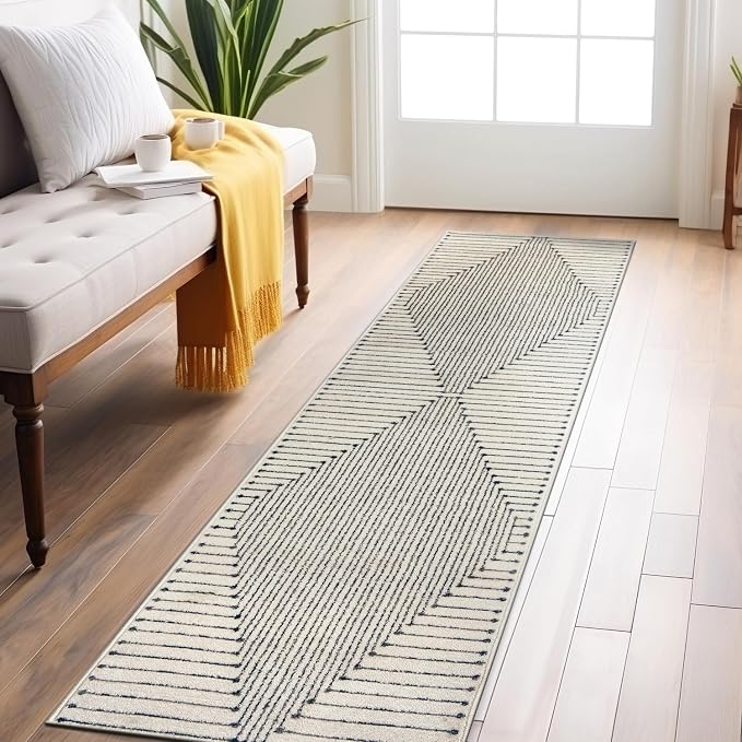 Rugshop Contemporary Bohemian Stripe Runner Rug 2'3" x 8' Cream | Jute Backing, Soft Medium Pile, Stain Resistant, No Shedding, Hallway, Kitchen, Entryway, Foyer, Staircase, Corridor