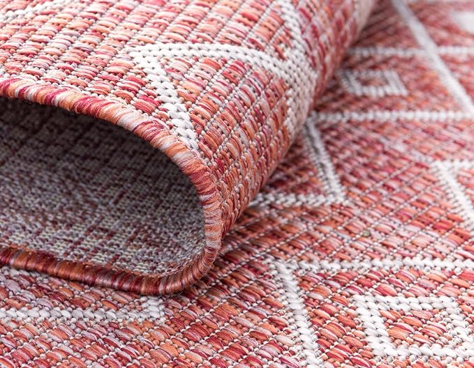 Unique Loom Outdoor Trellis Collection Area Rug - Tribal Trellis (7' 10" Round, Rust Red/ Ivory)