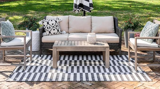 Unique Loom Outdoor Striped Collection Area Rug - Striped (6' 1" x 9' Rectangle, Charcoal/Ivory)