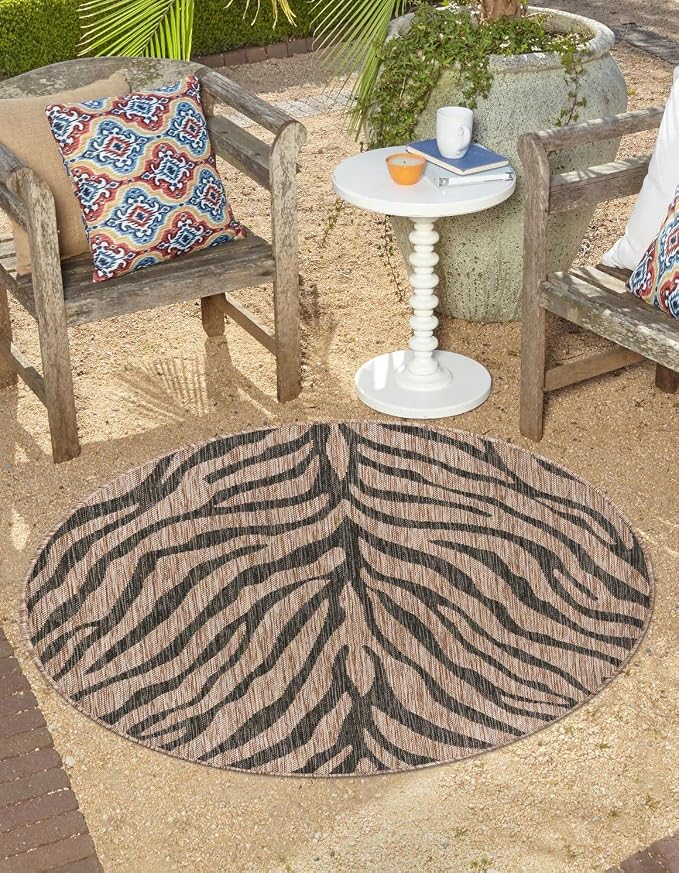 Unique Loom Outdoor Safari Collection Area Rug - Tsavo (4' 1" Round, Natural/ Ivory)