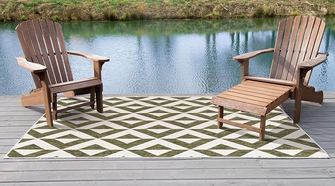 Unique Loom Outdoor Collection Area Rug - Napa (4' 1" x 6' 1" Rectangle, Green/ Ivory)
