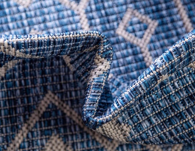 Unique Loom Outdoor Trellis Collection Area Rug - Tribal Trellis (7' 1" x 10' Rectangle, Blue/ Ivory)