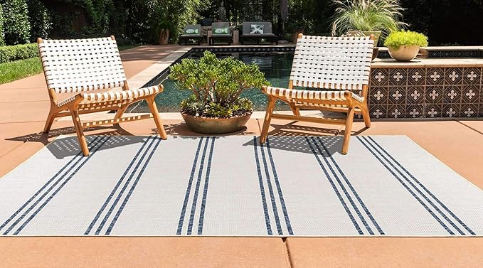 Unique Loom Outdoor Collection Area Rug - Anguilla (6' 1' x 9' Rectangle, Ivory/ Blue)