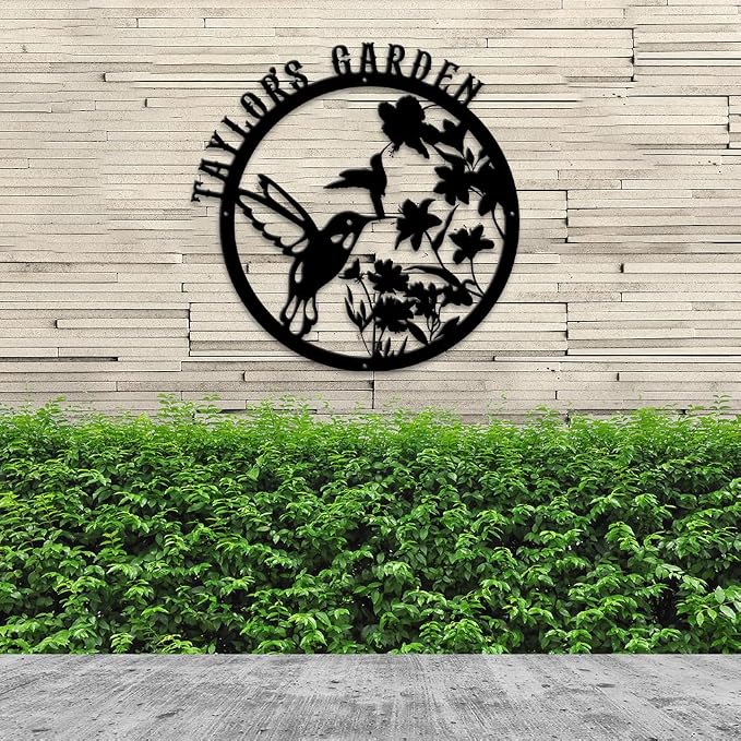 MeMate Hummingbird Garden Sign, Personalized Metal Signs, Garden Sign to Personalize, Large Sign for Vegetable Garden She Shed, Customized Name Wall Art for Outdoor Decor, Plaque for Mom Grandma
