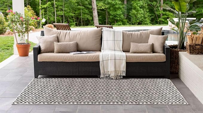 Unique Loom Outdoor Collection Area Rug - Costa Rica (7' 10' x 10' Rectangle, Charcoal Gray/ Ivory)