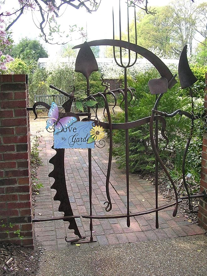 Linfevisi Metal Garden Welcome Sign Decor Rustic Hanging Plaque Decorative Garden Hanging Sign Love My Garden Door Sign with Butterfly Daisy Outdoor Front Porch Yard 10 Inch (Blue)