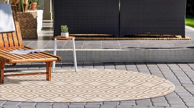 Jill Zarin Outdoor Collection Area Rug - Turks and Caicos (4' Round Beige/Brown)