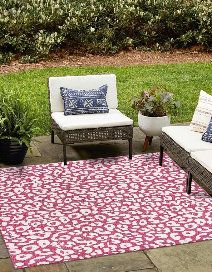 Unique Loom Outdoor Safari Collection Area Rug - Leopard (10' Square, Magenta/ Ivory)