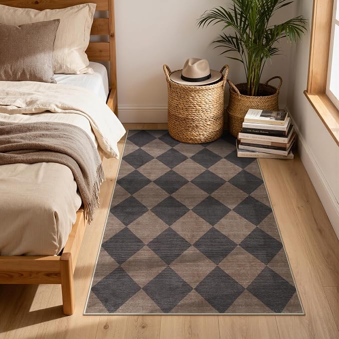 Beeiva Checkered Print Entry Rug 3x5, Non Slip Washable Kitchen Rug 3x5 Stain Resistant Ultra Thin Bathroom Decor, Neutral Geometric Carpet for Bedroom Living Room Office (Brown/Black)