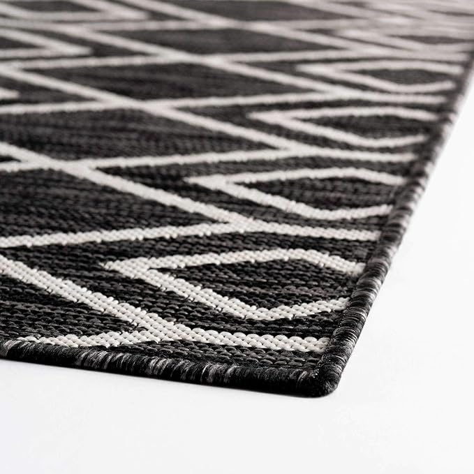 Jill Zarin Outdoor Collection Area Rug - Turks and Caicos (2' 2" x 3' Rectangle Charcoal Gray/Ivory)