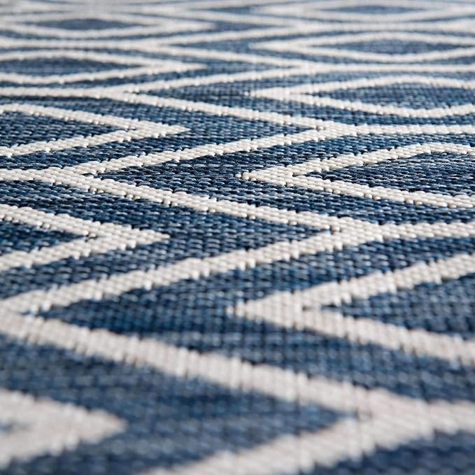 Jill Zarin Outdoor Collection Area Rug - Turks and Caicos (5' 3" x 8' Oval Blue/Ivory)