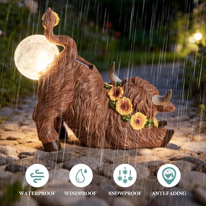 WDS WONDROUS Solar Highland Cow Outdoor Decor with LED Butt Light, Garden Cow Decorations for Home with Sunflowers, Resin Highland Cow Figurine Gifts for Women Yard Porch Decor Farmhouse Night Light