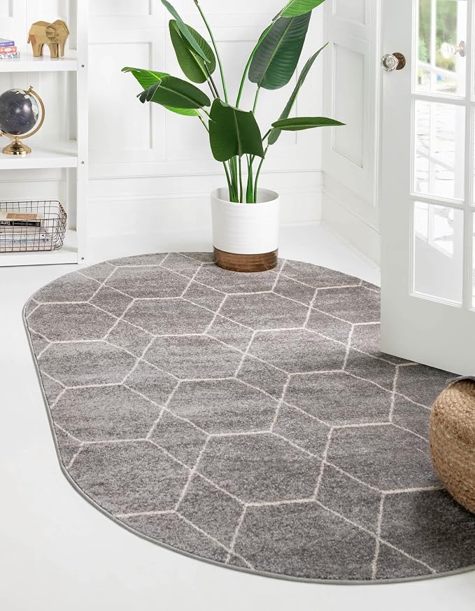 Unique Loom Trellis Frieze Collection Area Rug - Geometric (4' x 6' Oval, Light Gray/ Ivory)