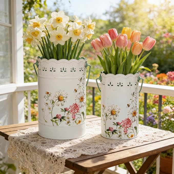 Set of 2 Rustic White Metal Flower Pots, Decorative Floral Buckets Farmhouse Iron Vases Planters for Dried Flowers, Faux Plants, Home Garden Decor