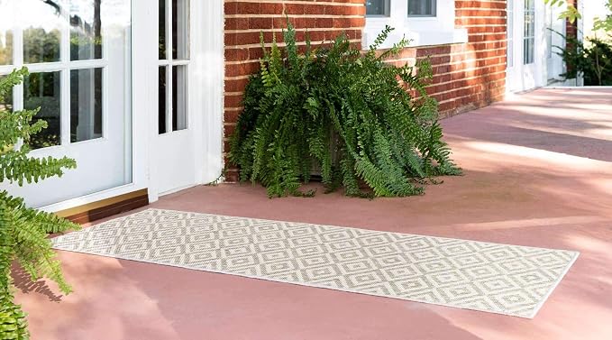Unique Loom Outdoor Collection Area Rug - Costa Rica (2' x 8' Runner, Light Gray/ Ivory)