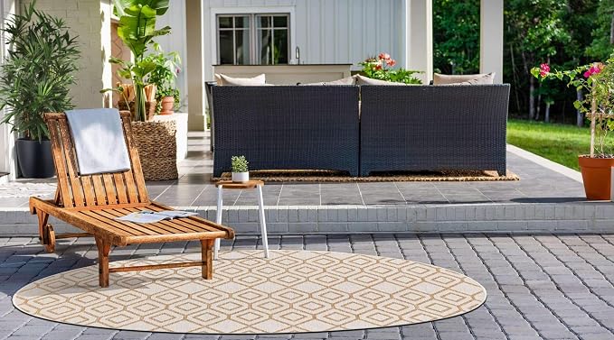 Jill Zarin Outdoor Collection Area Rug - Turks and Caicos (4' Round Beige/Brown)