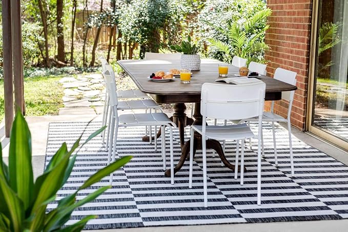 Unique Loom Outdoor Striped Collection Area Rug - Striped (7' 1" x 10' Rectangle, Charcoal/Ivory)
