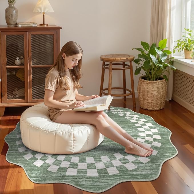 GarveeHome Scalloped Round Rug 4ft Washable Modern Solid Color Circle Rugs | Non Slip Low Pile Living Room Throw Carpat Washable Bedroom Scalloped Stain Resistant Bordered Round Rug for Kitchen, Green