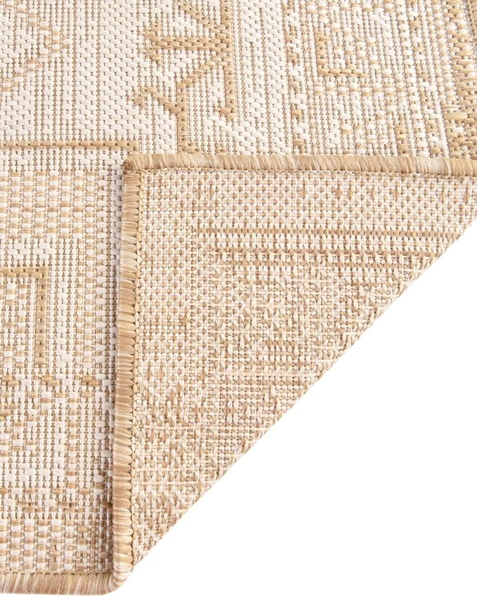 Unique Loom Outdoor Aztec Collection Area Rug - Coba (3' 3" x 5' 3" Rectangle, Natural/ Ivory)