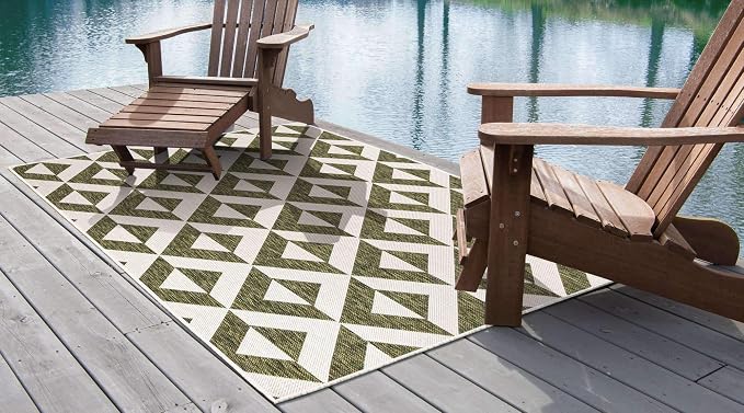 Unique Loom Outdoor Collection Area Rug - Napa (7' 10' x 10' Rectangle, Green/ Ivory)