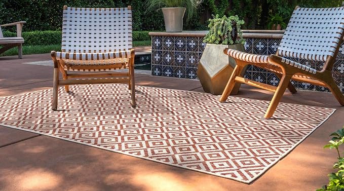 Unique Loom Outdoor Collection Area Rug - Costa Rica (7' 1" x 10' Rectangle, Rust Red/ Ivory)