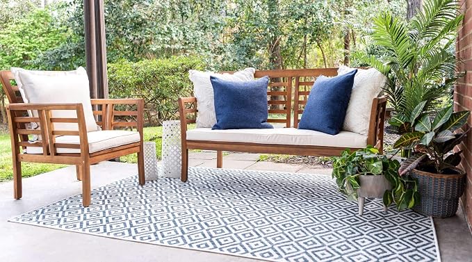 Unique Loom Outdoor Collection Area Rug - Costa Rica (7' 10" x 10' Rectangle, Blue/ Ivory)