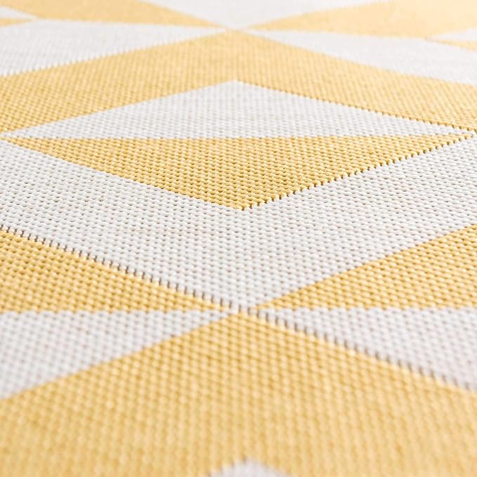 Unique Loom Jill Zarin Outdoor Collection Area Rug - Napa (4' x 6' Rectangle Yellow/Ivory)