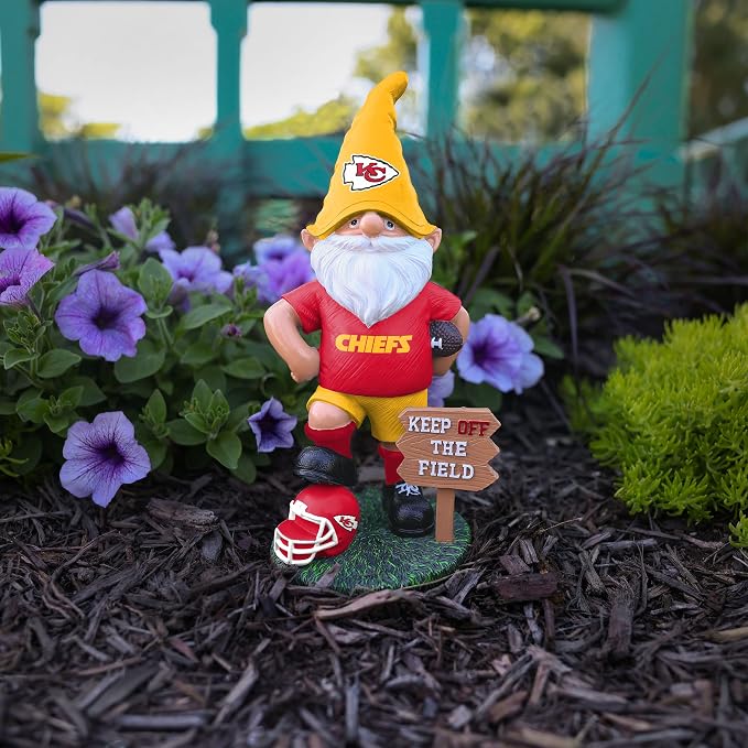 FOCO NFL Unisex-Adult NFL Team Logo Keep Off The Field Garden Statue Outdoor Gnome 8"