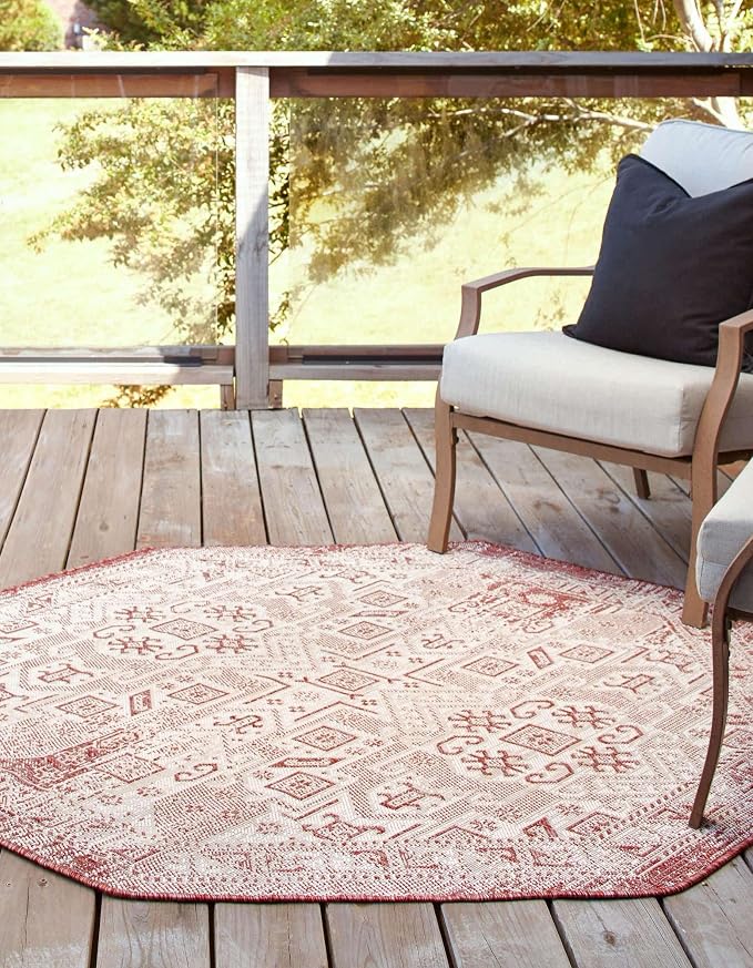 Unique Loom Outdoor Aztec Collection Area Rug - Coba (5' 3" Octagon, Rust Red/ Ivory)