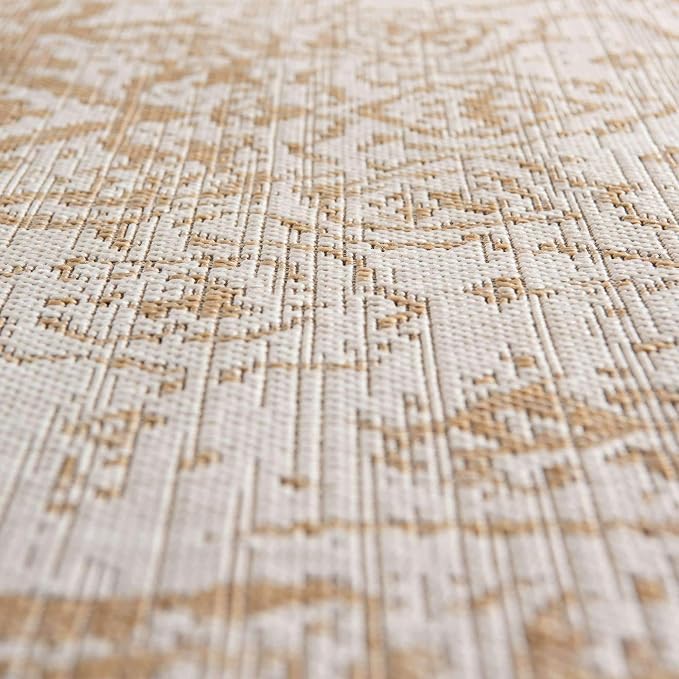 Unique Loom Jill Zarin Outdoor Collection Area Rug - Dubai (5' 3'' x 8' Oval, Beige/ Brown)