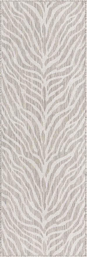 Unique Loom Outdoor Safari Collection Area Rug - Tsavo (2' x 6' 1" Runner, Gray/ Ivory)