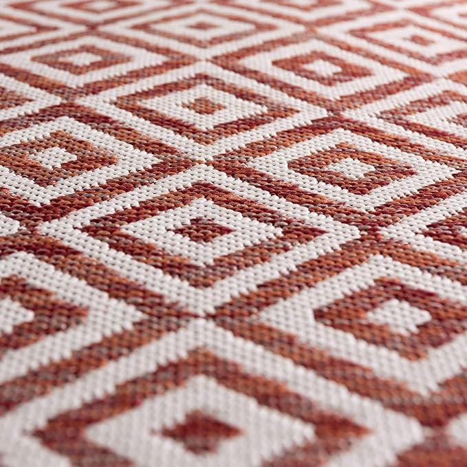 Unique Loom Jill Zarin Outdoor Collection Area Rug - Costa Rica (3' 3'' x 5' 3'' Rectangle, Rust Red/ Ivory)