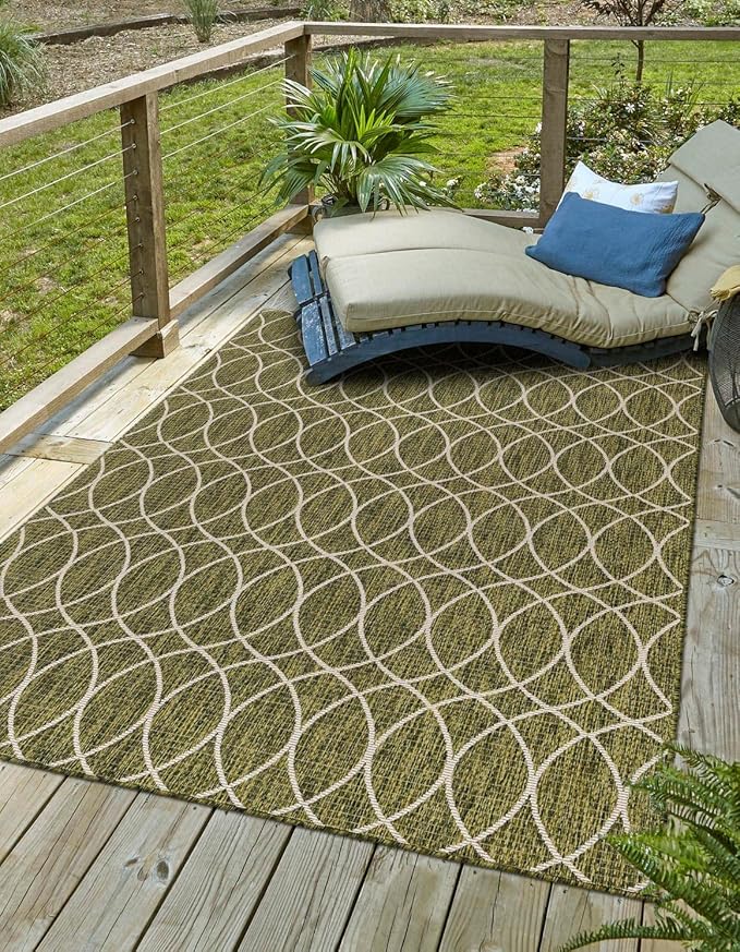 Unique Loom Outdoor Trellis Collection Area Rug - Gitter (5' 3" x 8' Rectangle, Green/ Ivory)