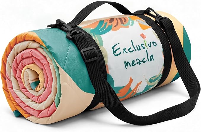 Exclusivo Mezcla Extra Large Waterproof Picnic Blankets 3 Layer, Sandproof and Foldable Outdoor Blanket for Beach Camping, Park and Travel