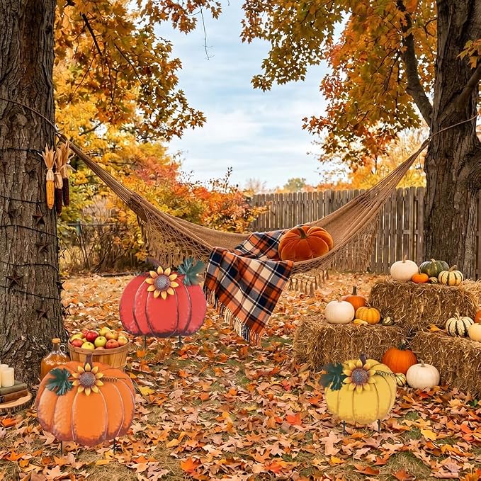 PHITRIC Fall Decorations for Home Outdoor, Decorative Garden Stakes with 3 Pumpkins for Fall Decor, Metal Yard Signs for Outside Garden Yard Lawn Porch Lawn Thanksgiving Decorations