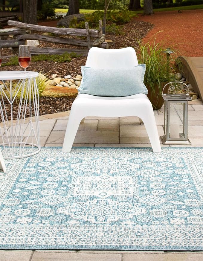 Unique Loom Outdoor Aztec Collection Area Rug - Chalca (7' 10" Square, Aqua/ Ivory)