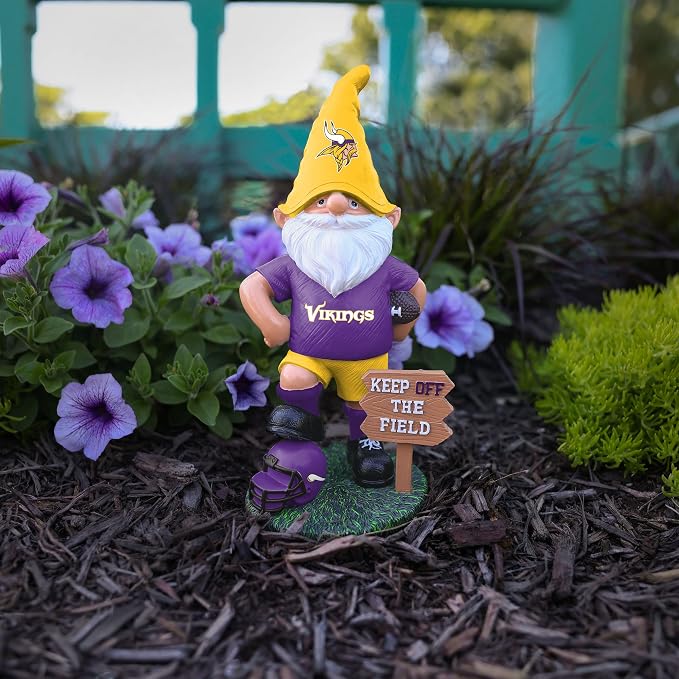 FOCO NFL Unisex-Adult NFL Team Logo Keep Off The Field Garden Statue Outdoor Gnome 8"