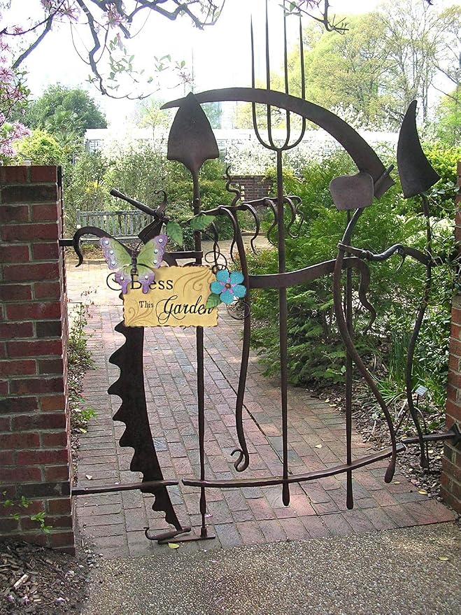 Linfevisi Metal Garden Welcome Sign Decor Rustic Hanging Plaque Decorative Garden Hanging Sign Bless This Garden Door Sign with Butterfly Daisy Outdoor Front Porch Yard 10 Inch (Yellow)