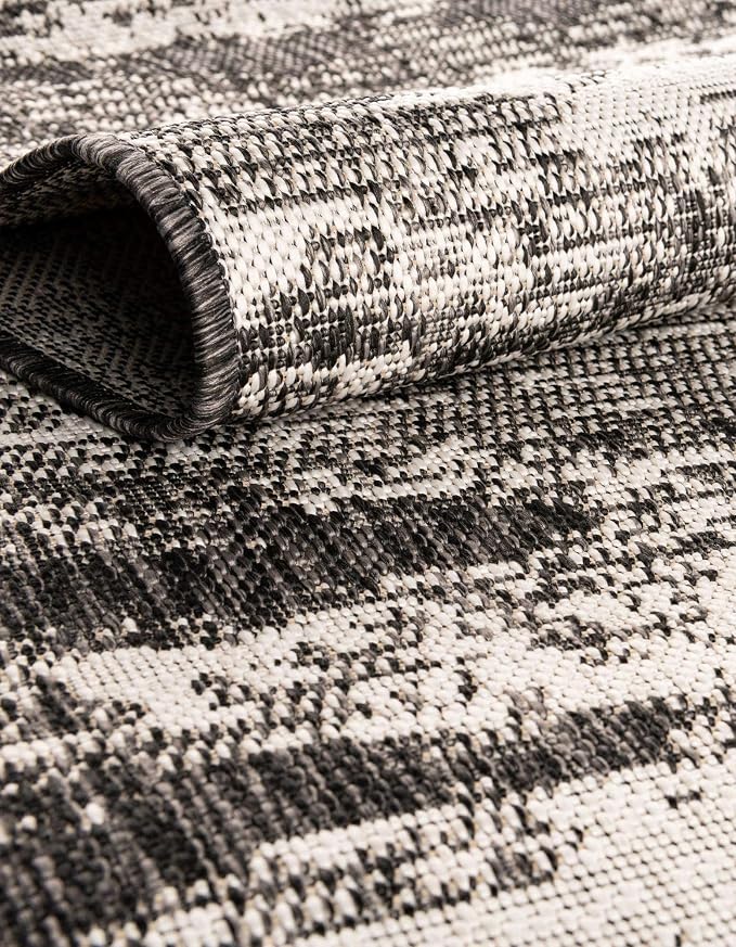 Unique Loom Outdoor Modern Collection Area Rug - Cartago (4' 1" Round, Charcoal/ Ivory)