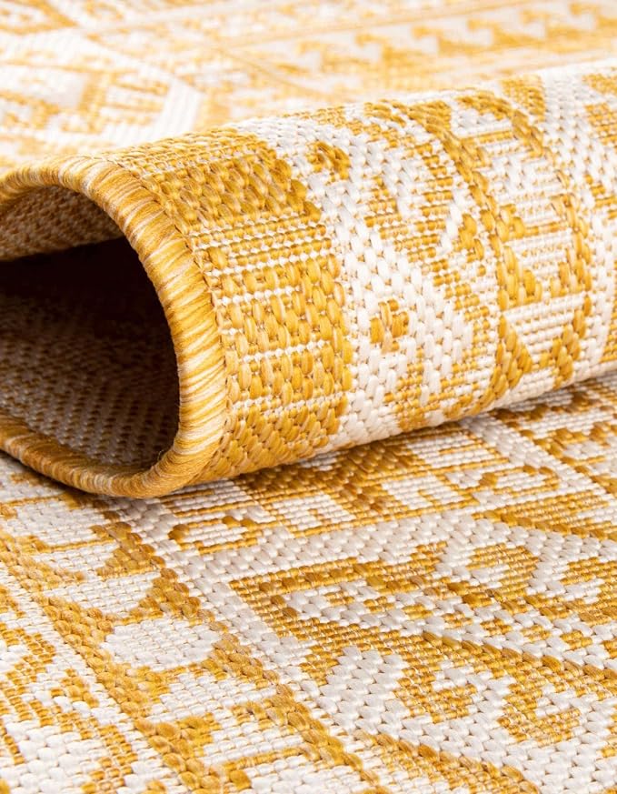 Unique Loom Outdoor Aztec Collection Area Rug - Chalca (2' 2" x 3' 1" Rectangle, Yellow/ Ivory)