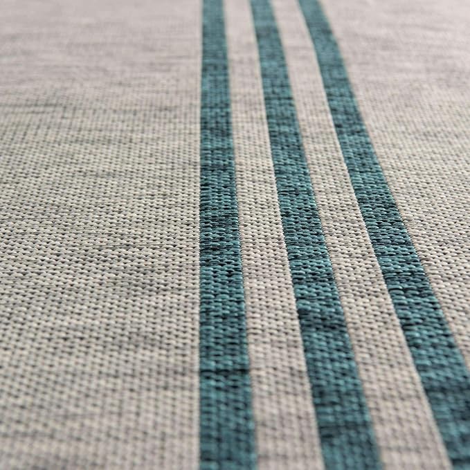 Unique Loom Jill Zarin Outdoor Collection Area Rug - Anguilla (4' 1' Round, Light Gray/ Teal)